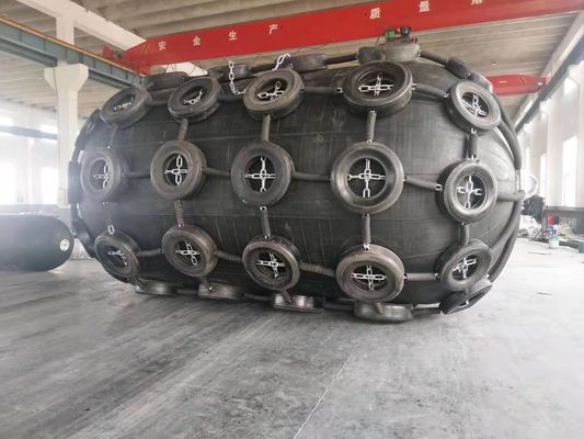 Pneumatischer Gummipuffer 3.3m x 6.5m Yokohamas mit Flugzeug-Reifen