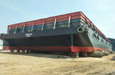 Luftsack für Schiffsfahrzeuge am Hafen für die Beladung