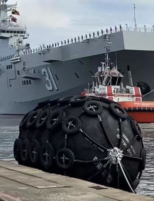 Pneumatischer Marine-Fender mit Zubehör