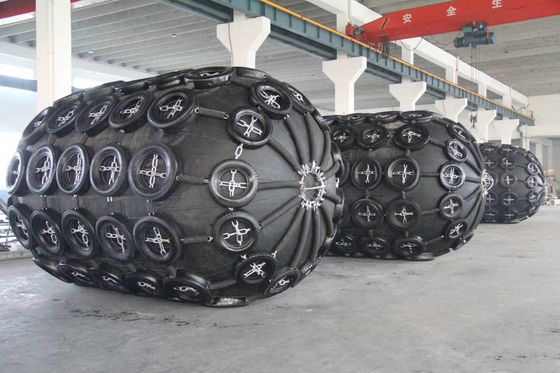 Pneumatischer Marine-Fender mit Zubehör
