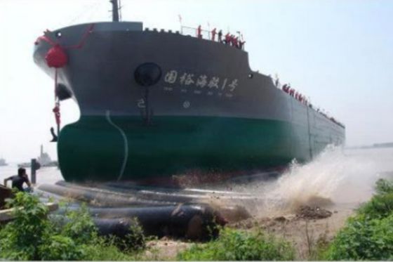 Rolltaschen zum Stapeln und Heben von Schiffen